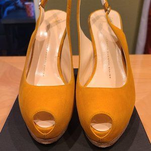 Yellow Giuseppe Zanotti slingbacks 39.5M